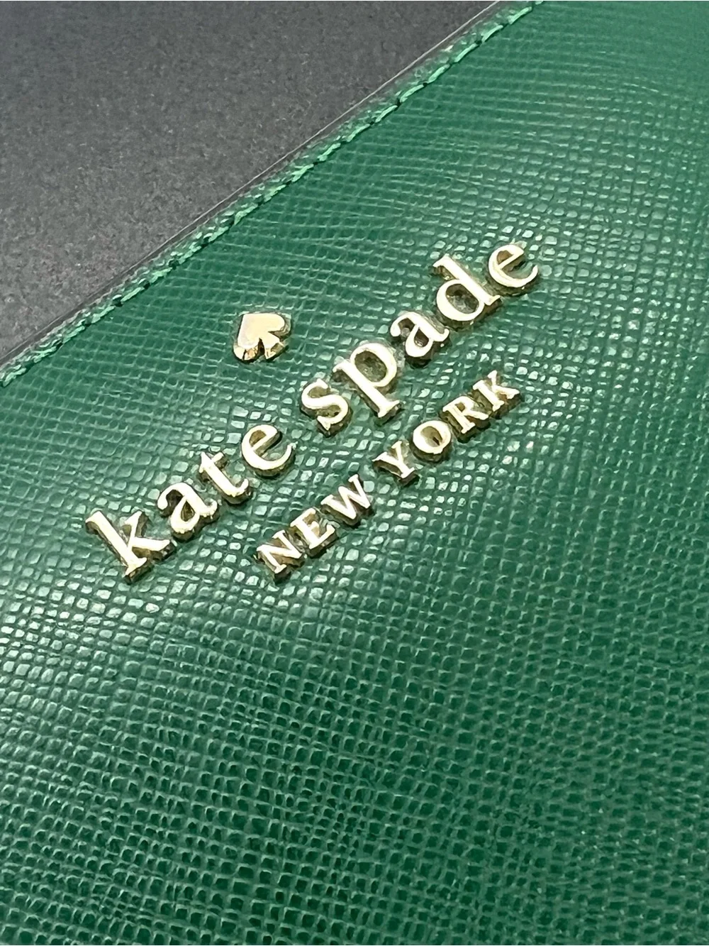 Kate Spade New York Green Zip Around Wallet Coin Purse Compact Wallet